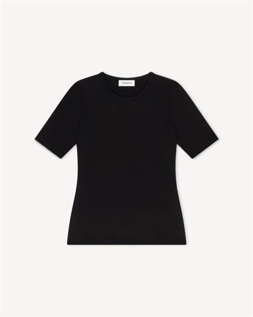 HERMAN FITTED TEE BLACK